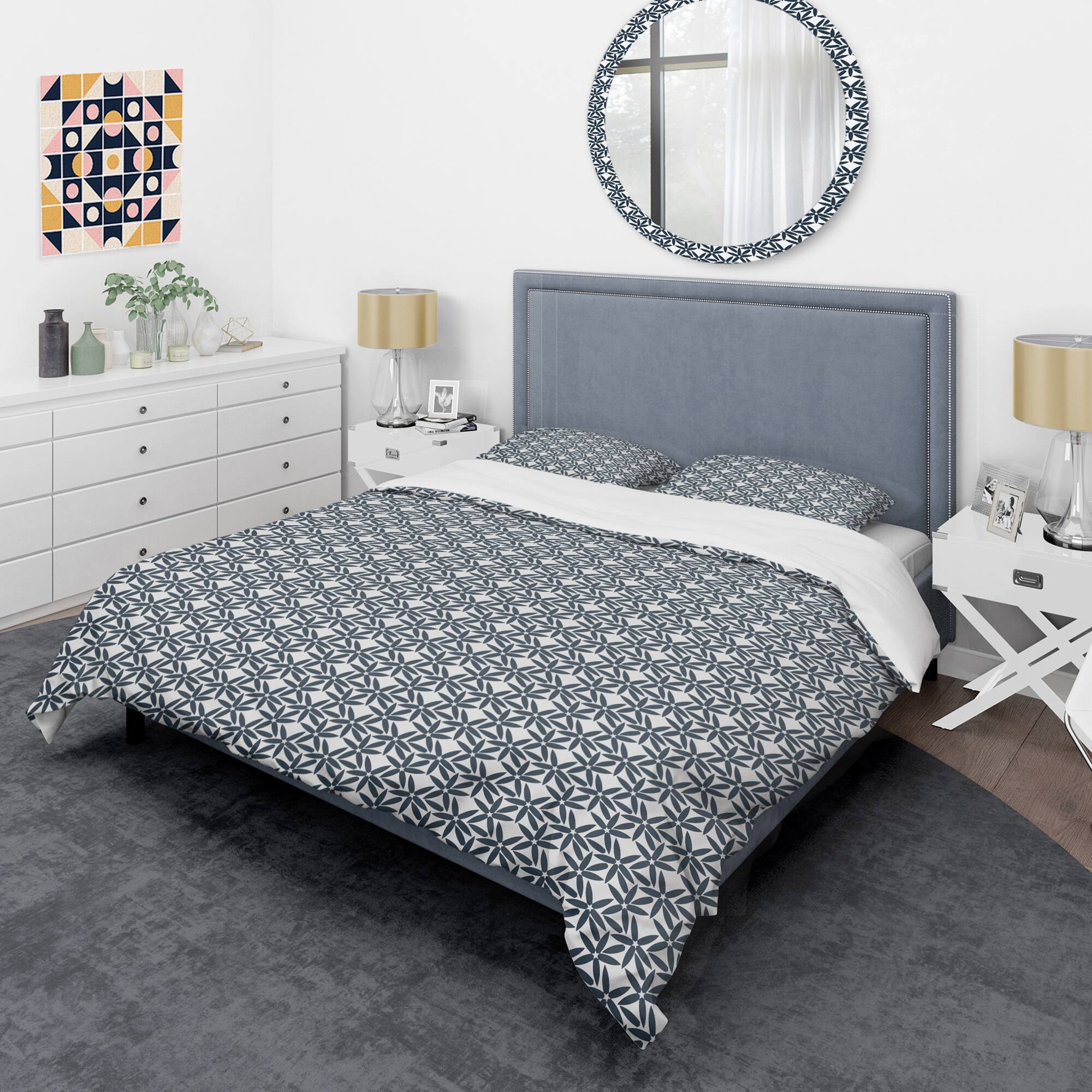 Designart 'Retro Abstract Flower Design IV' Mid-Century Duvet Cover Set